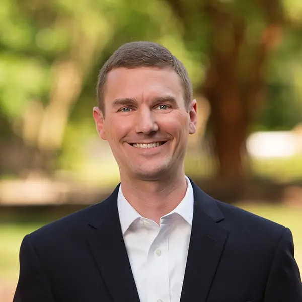 Headshot of Michael Powers